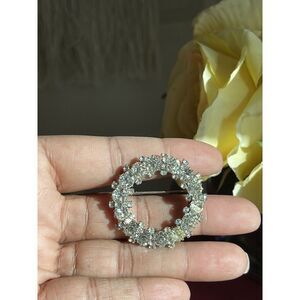 Vintage Inspired Circle Crystal Clear Rhinestone Brooch‎ Pin Silver Tone